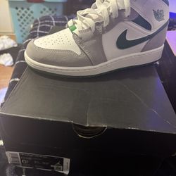 Nike 1s “Grey Pine Green” Sz 6 1/2