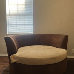 Circle Swivel Chair 