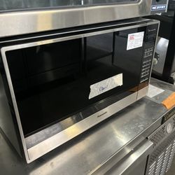Household Microwave 