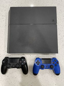 PS4 - PlayStation 4