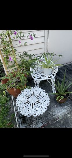 Juego Antiguo para Patio de Hierro 