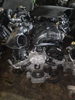 Motores transmisión y partes de autos  305/590/3018