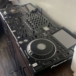 (2) CDJ 3000 + DJM-A9 