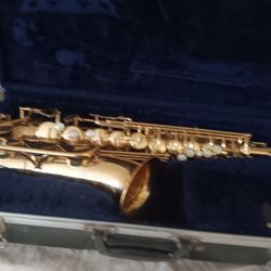 Saxophone 