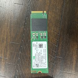 256 GB SSD