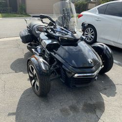 2016 F3 Canam  Motorcycle