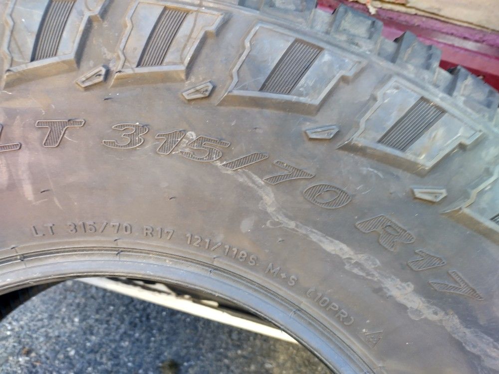 Pair (2). 315/70-17 LT