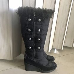 JUICY COUTURE WEDGE BOOTS  SIZE 7.5