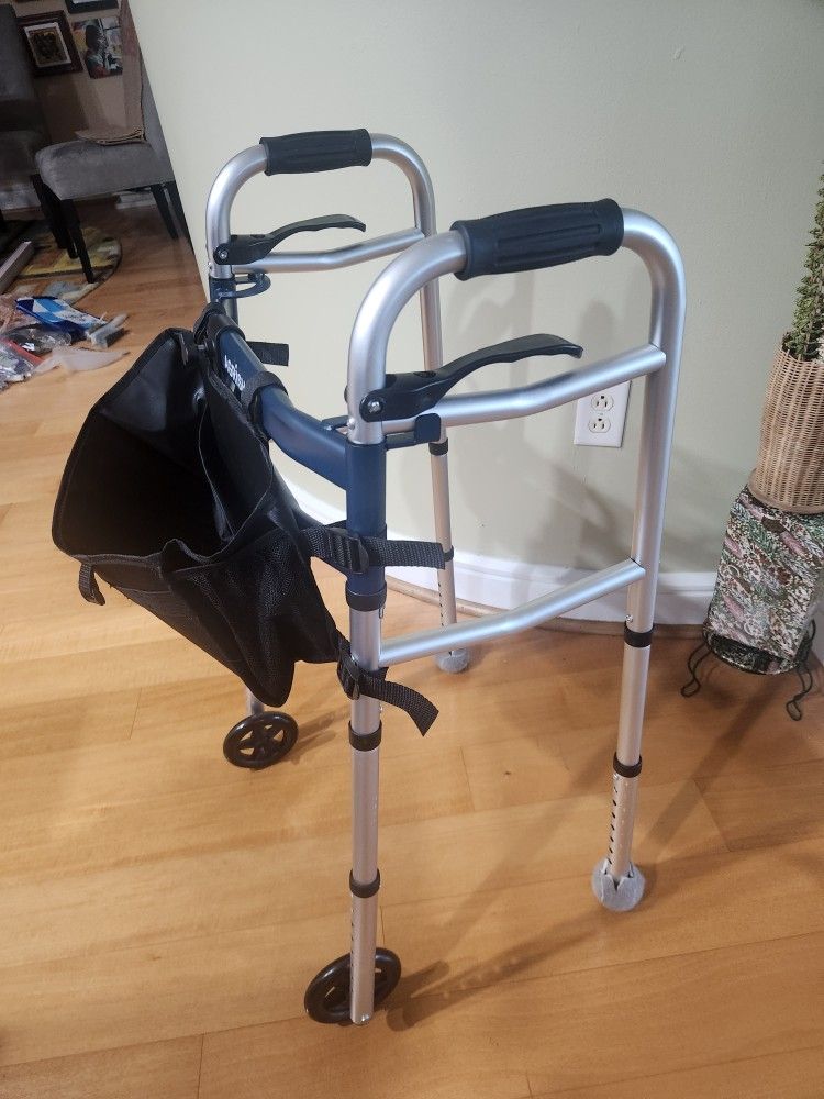 Walker Adult Adjusting possible Delivery