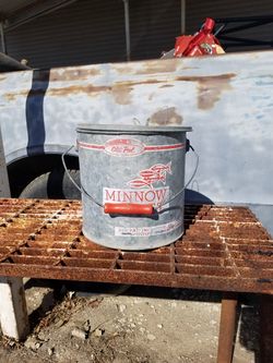 Minnow bucket