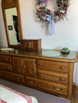 Oak wood bedroom set