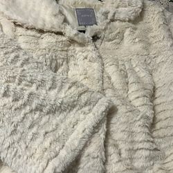 Cute cropped faux fur jacket in savory sz Small fit&flare lined silky