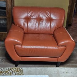 ORANGE LEATHER ROMA COLLECTION CHAIR