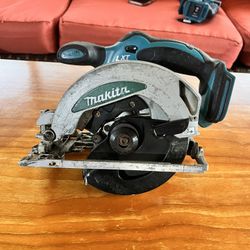 Cordless Makita Circular Saw 