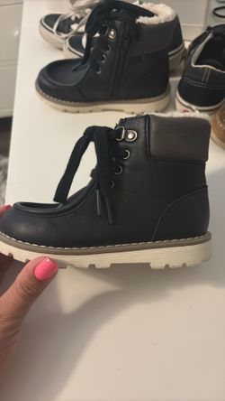Kids boots