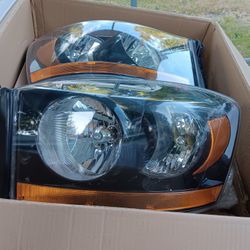 09 Dodge Ram Headlights 