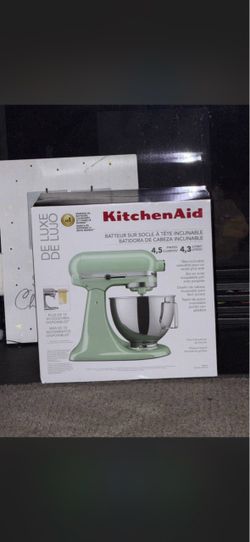 KitchenAid Deluxe 4.5 Qt Tilt-Head Stand Mixer