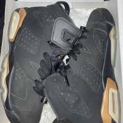 Shoes Size 7.5 And 7