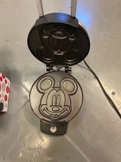 Mickey Mouse Waffle Maker