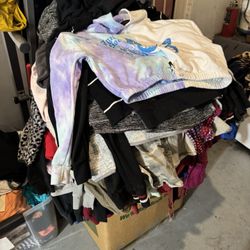 Men’s women’s children’s babies clothes dollar each