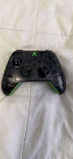 Xbox controller (25 anniversary)