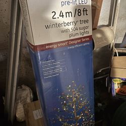 Christmas Tree Winterberry Lights 