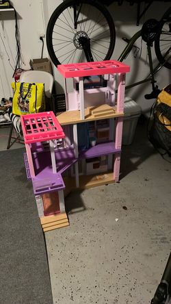 Barbie Dreamhouse Multi-Story Dollhouse