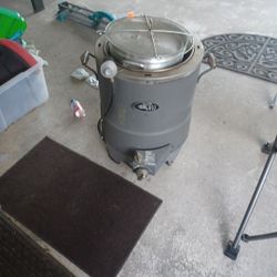 Deep Fryer, Char Broil *the Big Easy