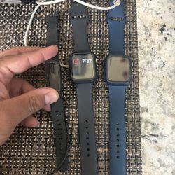 Apple Watch SE & Fitbit Watches