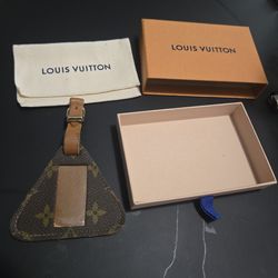 Louis Vuitton luggage tag