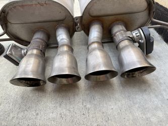 OEM GM 2014-2019 Corvette C7 Stingray Factory Exhaust Muffler W/ Tips/ NPP