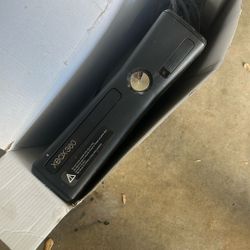 Xbox 360 Slim console - Works Great! 