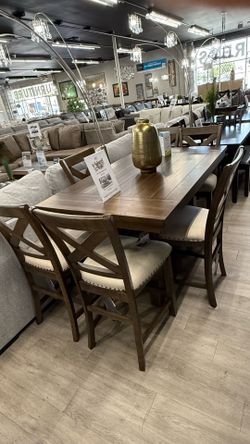 Dining set with 2 extended leaf