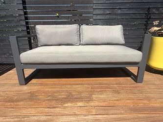 Terra Outdoor Love Seat