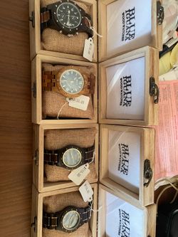 Blue Iguana unisex wood watches