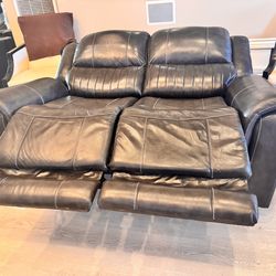 2 Seater Electric Recliner Sofa Black w USB Port Delivery Service Available! 🚚