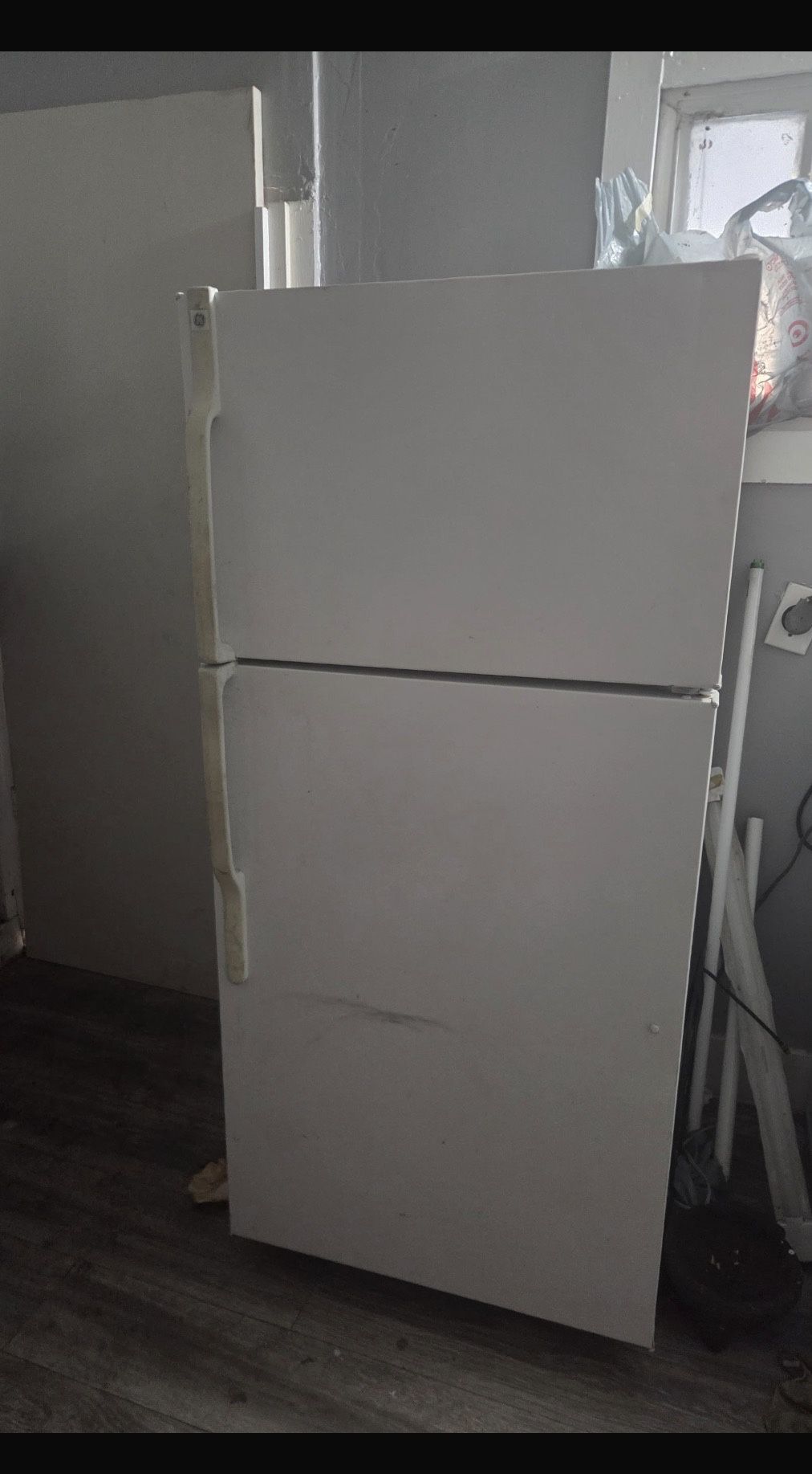Refrigerator For Sale
