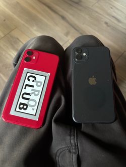 2 iPhones 11