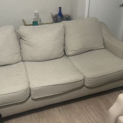 Nice Comfy Couch 