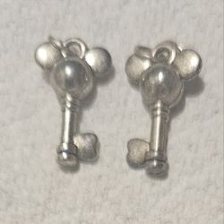 MICKEY MOUSE SET OF  SILVERTONE KEY PENDANT CHARMS PLUS A + BONUS SEE DESCRIPTION  