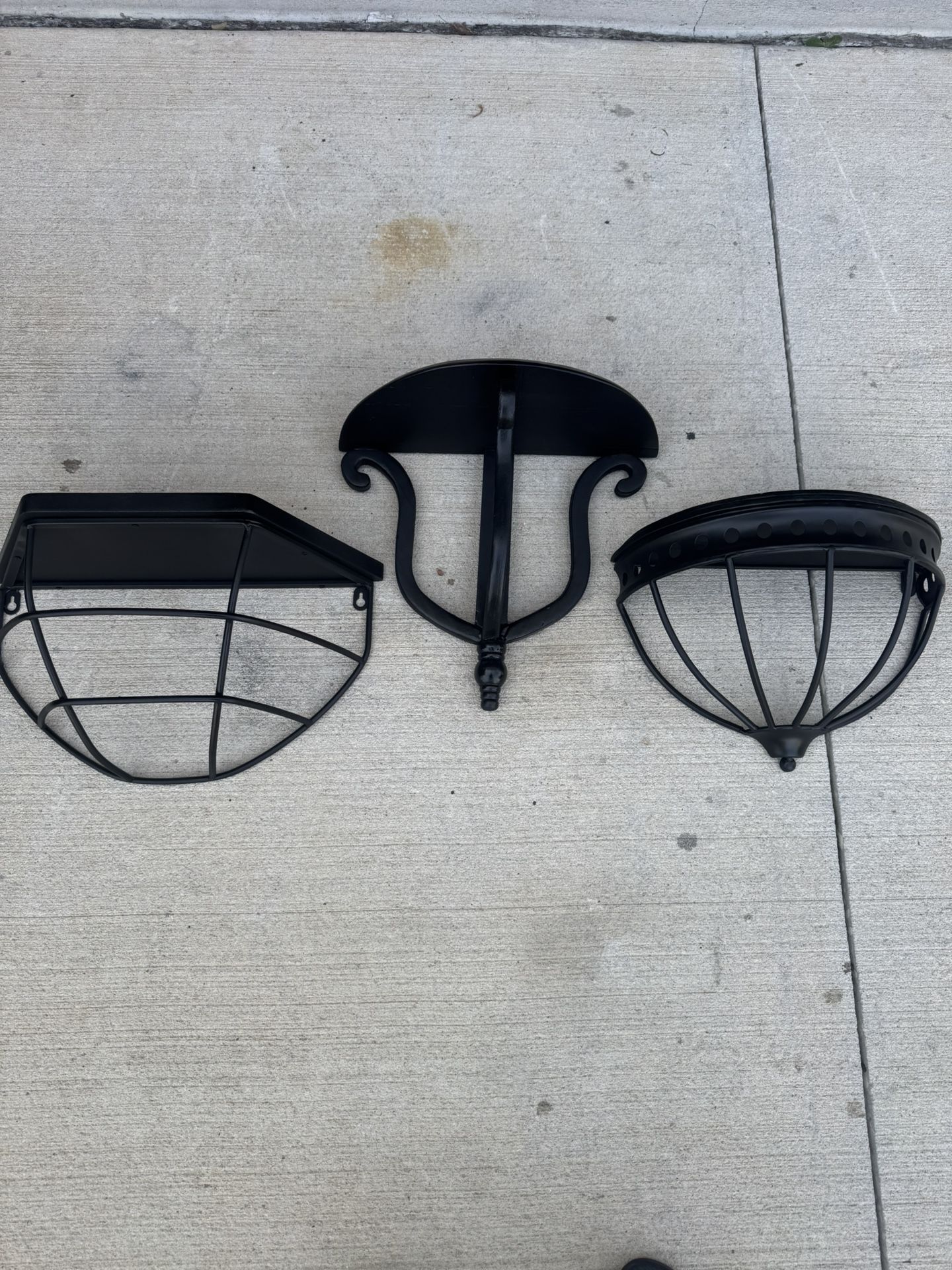 3 Gothic Scones :Shelves H16x9 18x12