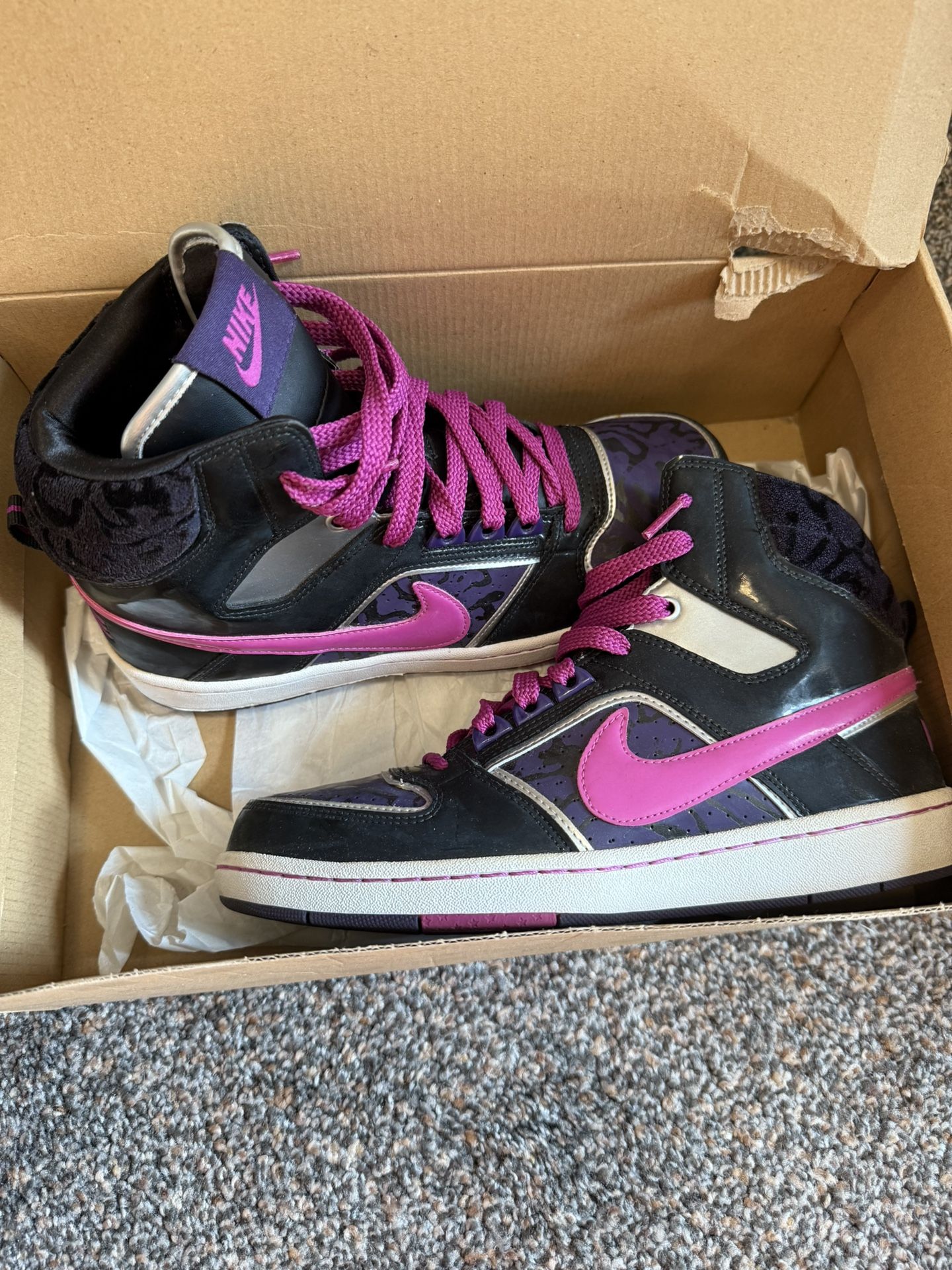 Shoes, Nike, Size 8