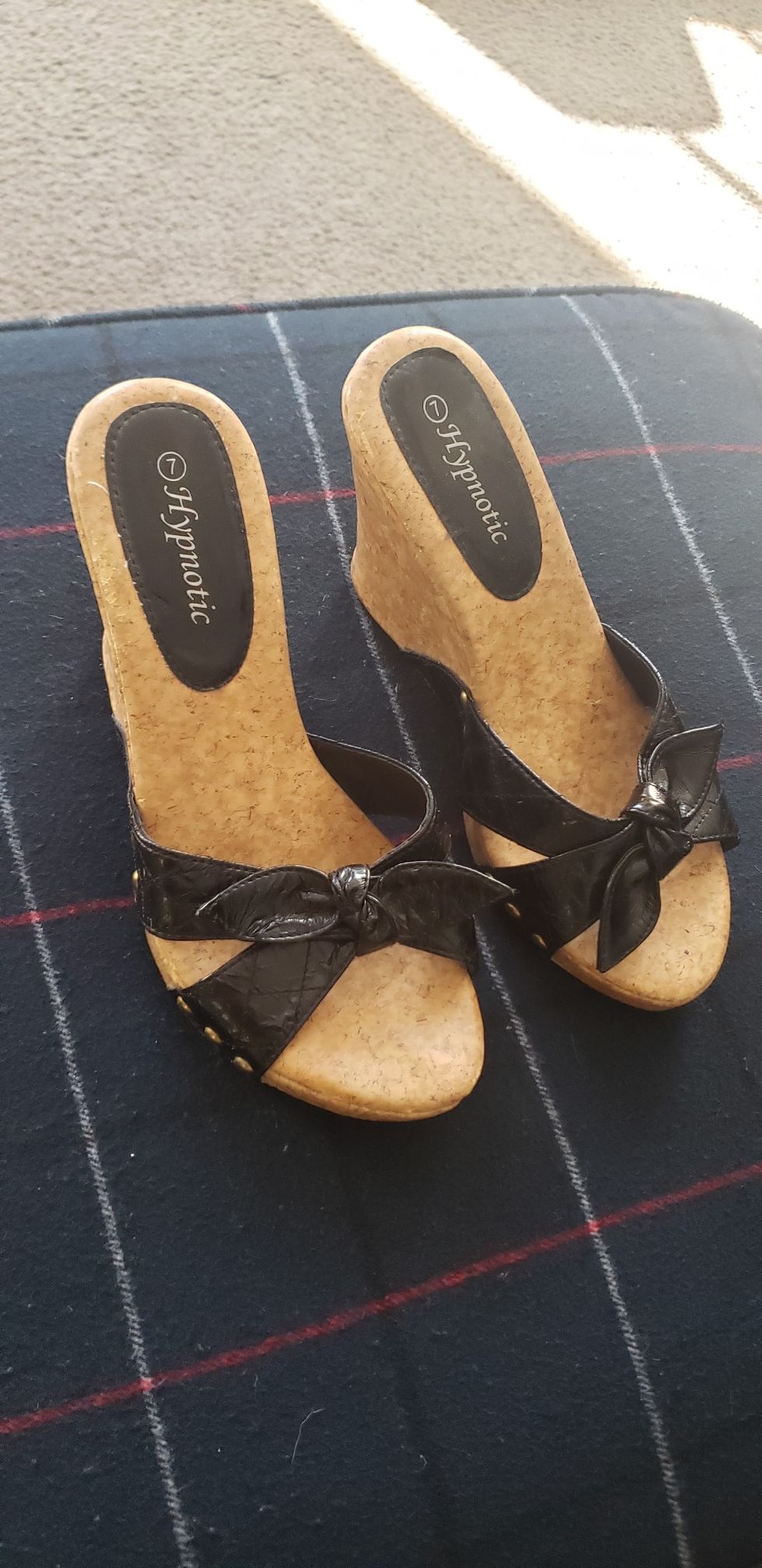 ⭐ Hypnotic Wedge Sandals Size 7 in good condition!