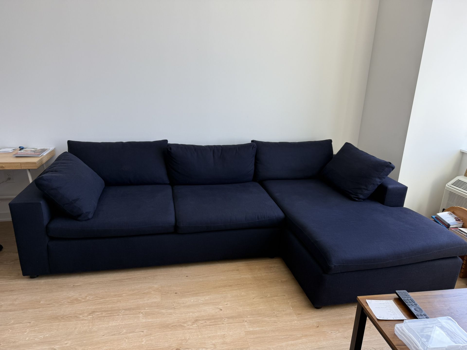 Pottery Barn - Dream Chaise Sectional