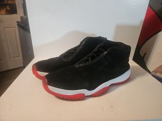 NIKE AIR JORDAN FUTURE Bred  Suede  size 13