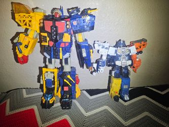 Transformers: Energon Supreme Class Omega Supreme and Optimus Prime
