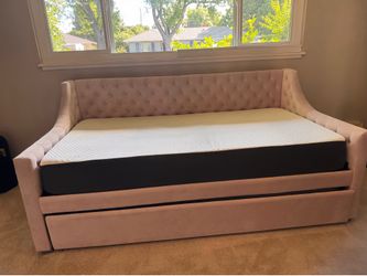 New trundle bed with Nova Form twin mattresses