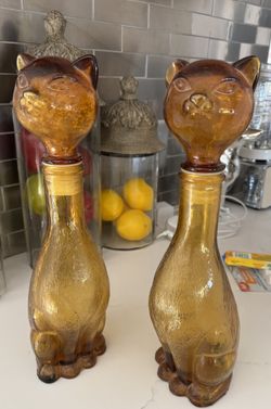 Two 11” Vintage Amber Cat Glass Decanters Taiwan