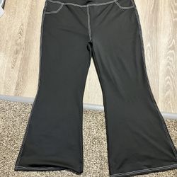 Woman’s Sport Flare Pants