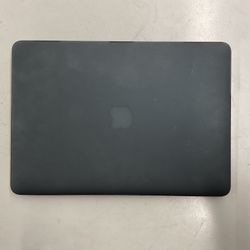 APPLE LAPTOP COMPUTER